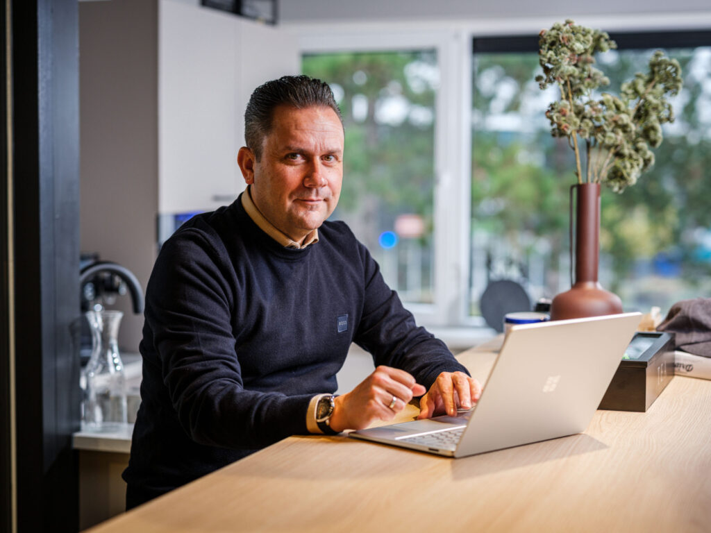 Rogier Schinkel onderweg naar Werksta Autoschade